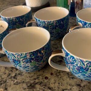 Lily Pulitzer Set of 6 “High Maintenance” Ceramic Mugs w/gold trimmed handles.